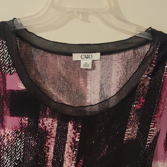 Beautiful shark-bite Tunic - Picture 7 of 7